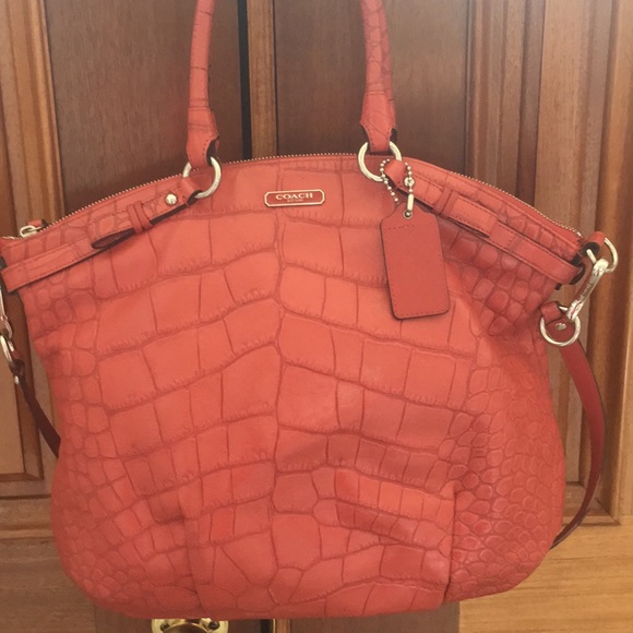 Coach Mid-size satchel. - Picture 1 of 8